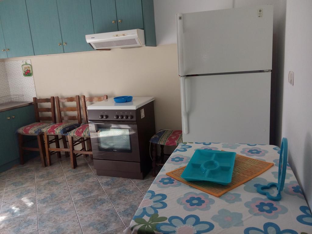 Anastasia - Efthimios Apartments Agios Konstantinos  Eksteriør billede